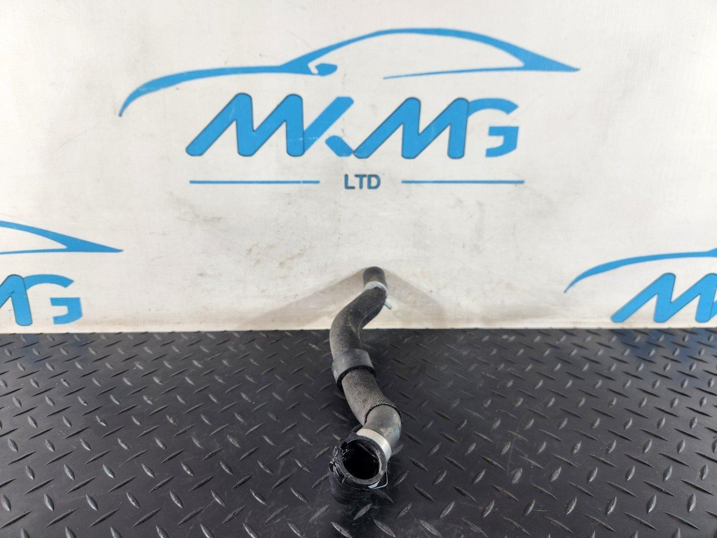 19-ON MERCEDES BENZ B CLASS W247 GENUINE ENGINE COOLANT PIPE A2478306300