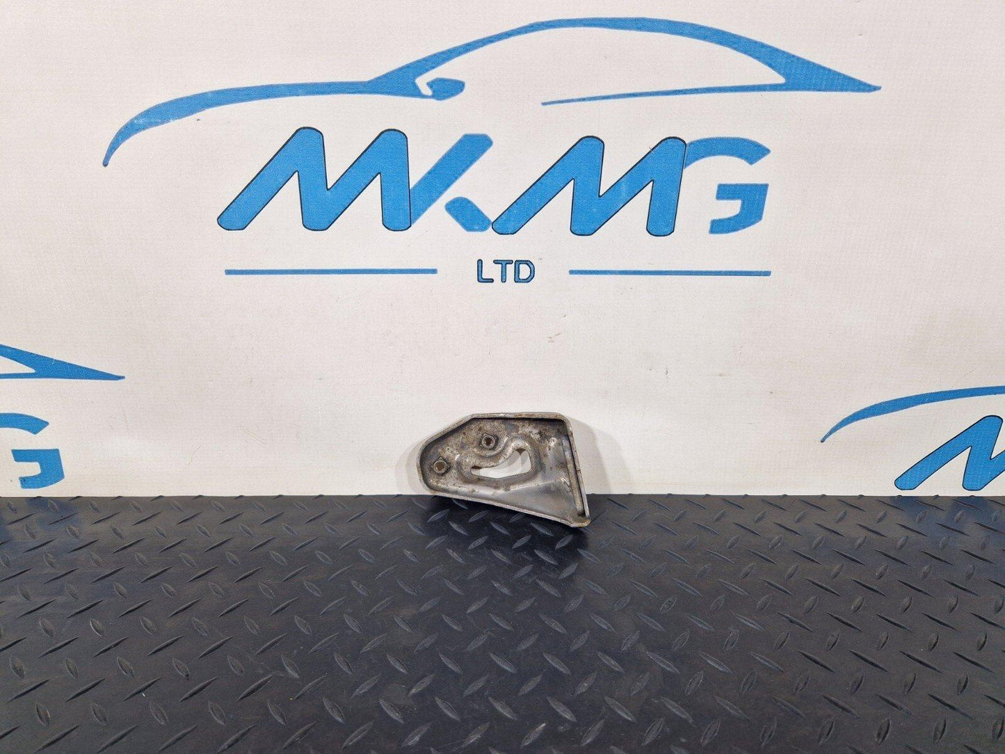 18-ON MERCEDES BENZ SPRINTER W907 AIR FILTER BRACKET MOUNT HOLDER A6510941341