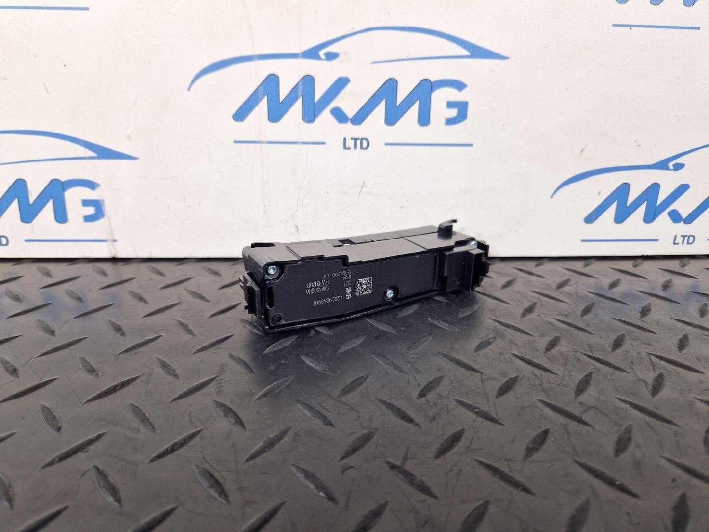14-21 MERCEDES W205 DRIVING MODE PARKING ASSISTANCE CONTROL SWITCH A2059056907