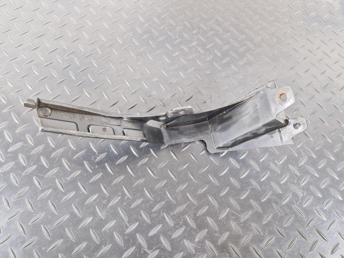 14-21 MERCEDES BENZ C300h W205 OEM REAR BUMPER LEFT BRACKET A2058854223