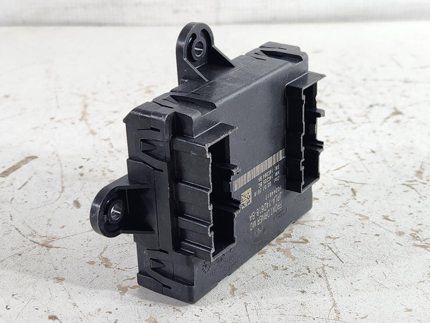 Land Rover Discovery L462 Front Right O/S Door Control Module JPLA-14D618-BA