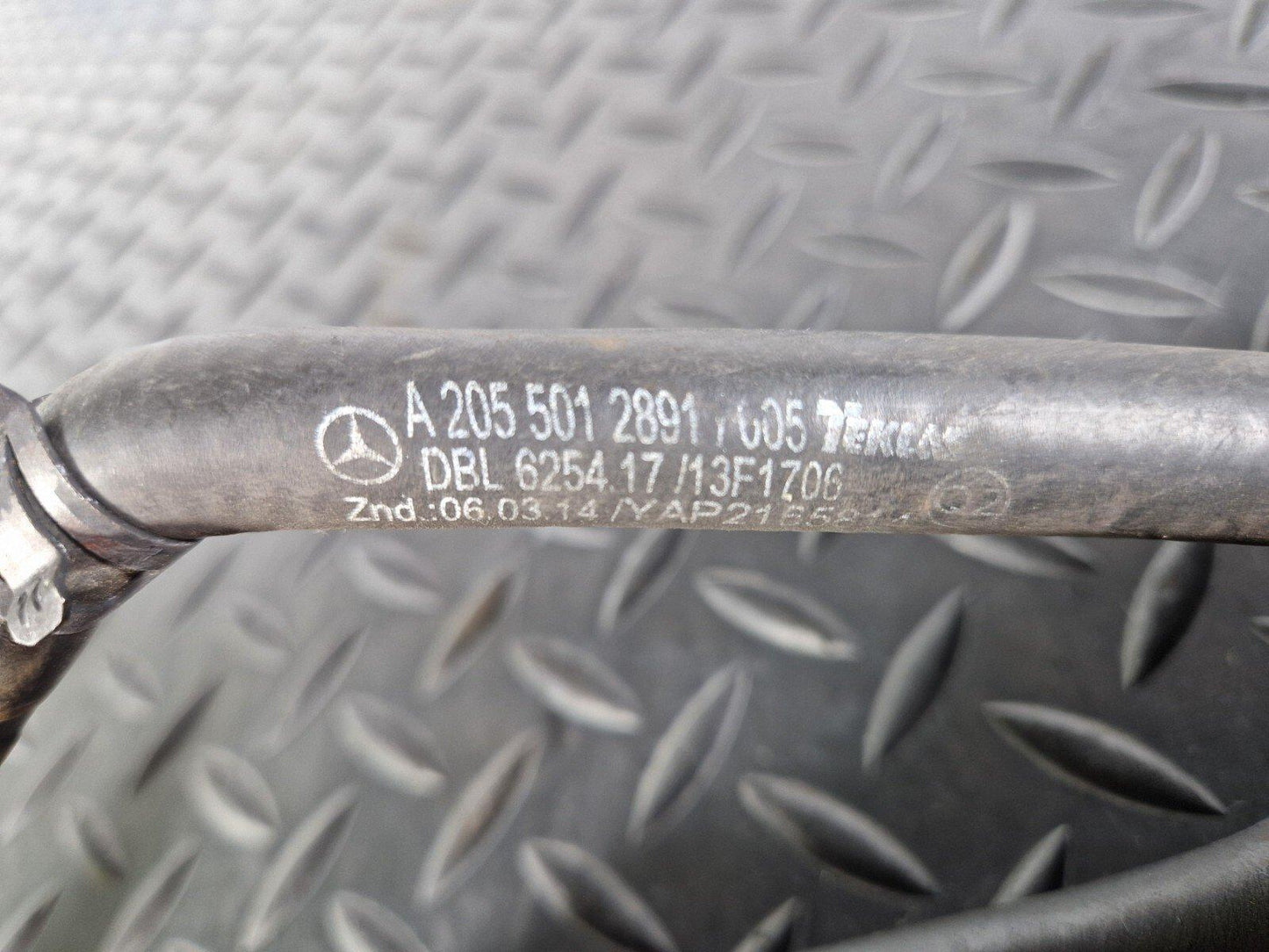 MERCEDES-BENZ C-CLASS C250D W205 AD BLUE COOLING FEED RETURN LINE A2055012891