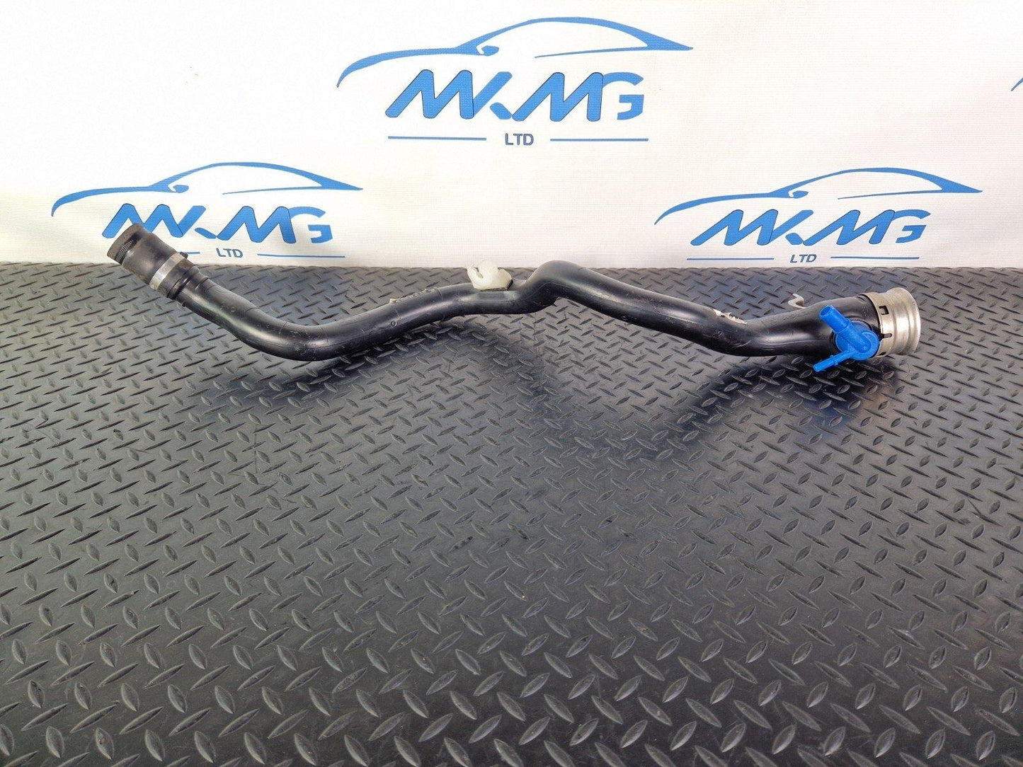 14-16 BMW 2 SERIES F22 GENUINE FUEL TANK FILLER NECK PIPE 7244022