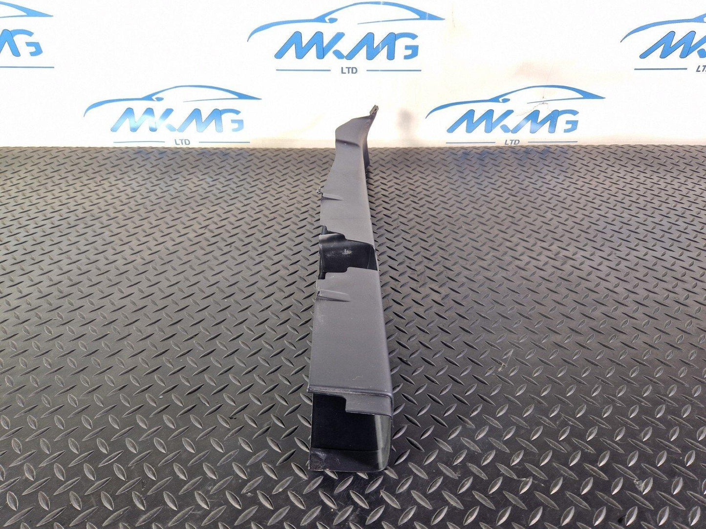 18-ON MERCEDES-BENZ SPRINTER W907 W910 CABLE DUCT GUIDE BRACKET A9078211200