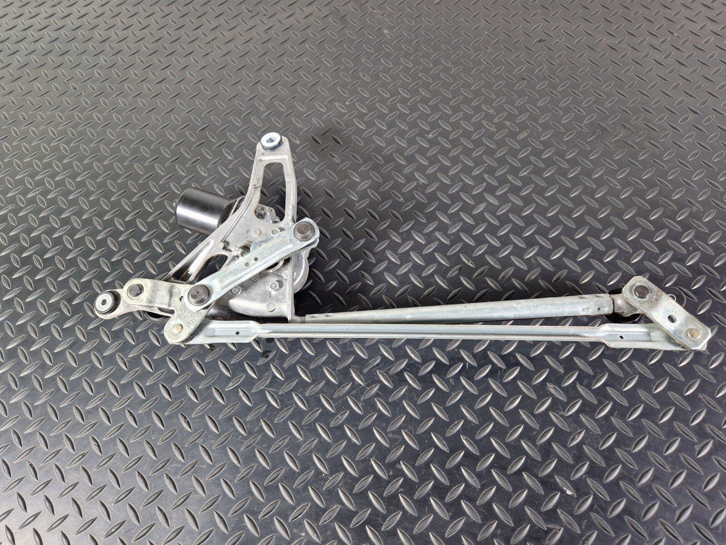16-24 AUDI A5 F5 COUPE GENUINE FRONT WIPER MOTOR WITH LINKAGE 8W6955023C