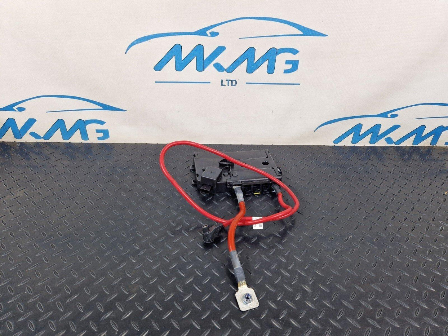 14-21 MERCEDES BENZ C200d W205 FUSE BOX RELAY MODULE POWER JUNCTION A2055402850