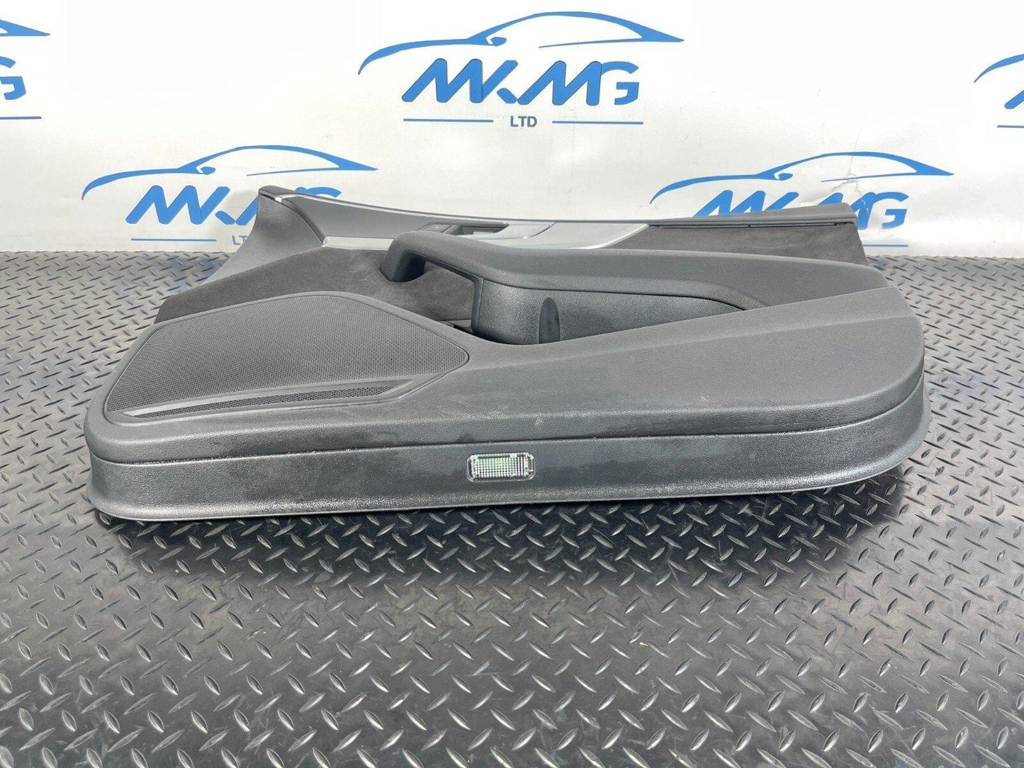 16-23 AUDI A5 F5 SPORTBACK S-LINE FRONT O/S DOOR CARD PANEL 8W8867134