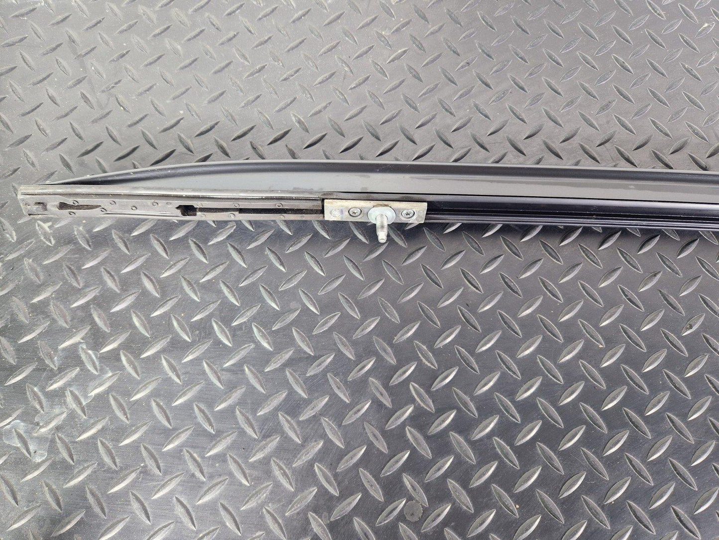 14-21 BMW 2 SERIES GRAN TOURER F45 F46 218i GENUINE LEFT ROOF BAR RAIL 7277627