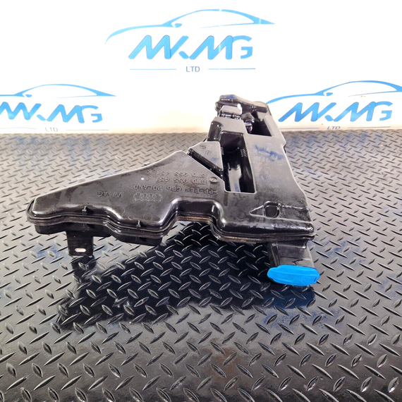 16-19 AUDI A4 B9 OEM WINDSCREEN WASHER BOTTLE 8W0955451J