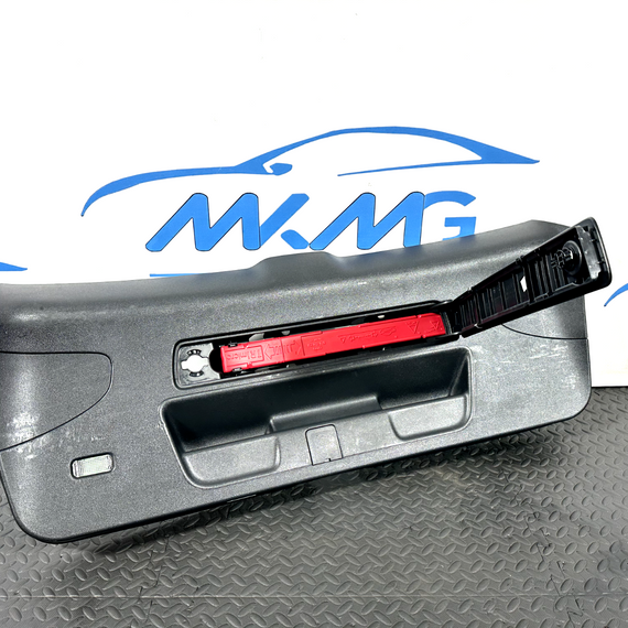 16-19 AUDI A4 B9 AVANT GENUINE BOOTLID/TAILGATE TRIM COVER BLACK 8W9867979