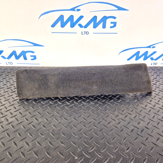 10-15 AUDI Q7 4L GENUINE OEM LEFT PASSENGER SEAT CARPETED TRIM 7L0881327