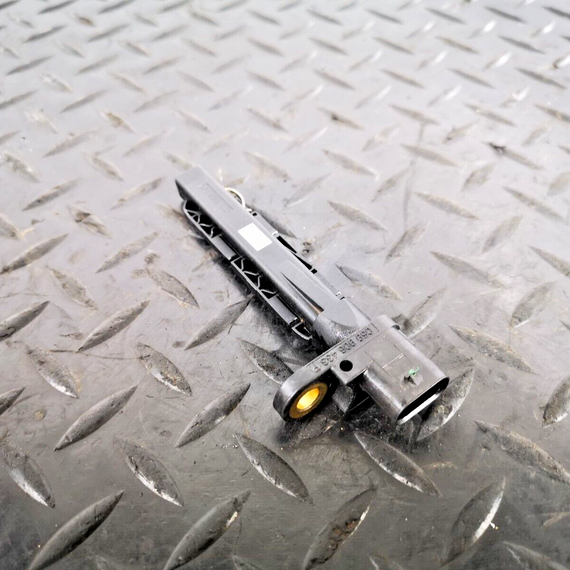 16-19 AUDI A4 B9 S-LINE GENUINE V6 3.0TDI CSW CRANKSHAFT POSITION SENSOR