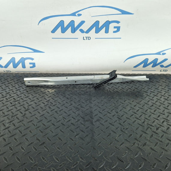 16-19 AUDI A4 B9 FRONT RIGHT O/S BUMPER REINFORCEMENT BRACE BRACKET 8W0805646