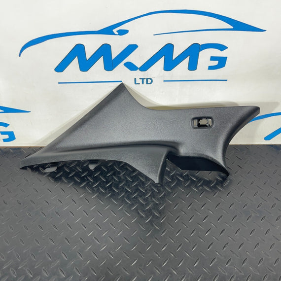 19-ON MERCEDES BENZ A CLASS REAR LEFT PASSENGER SIDE C-PILLAR TRIM A1776908802