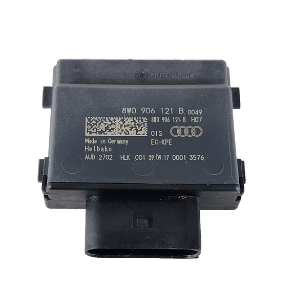 16-19 AUDI A4 B9 2.0TDI DET DIESEL ENGINE FUEL PUMP CONTROL MODULE 8W0906121B