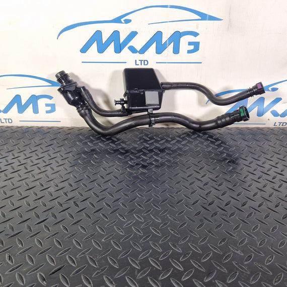 16-19 AUDI A4 B9 GENUINE ADBLUE TANK FILLING HOSES 8W0131963A