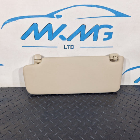 16-24 AUDI A5 F5 FRONT RIGHT DRIVER SIDE SUN VISOR 8W0857552