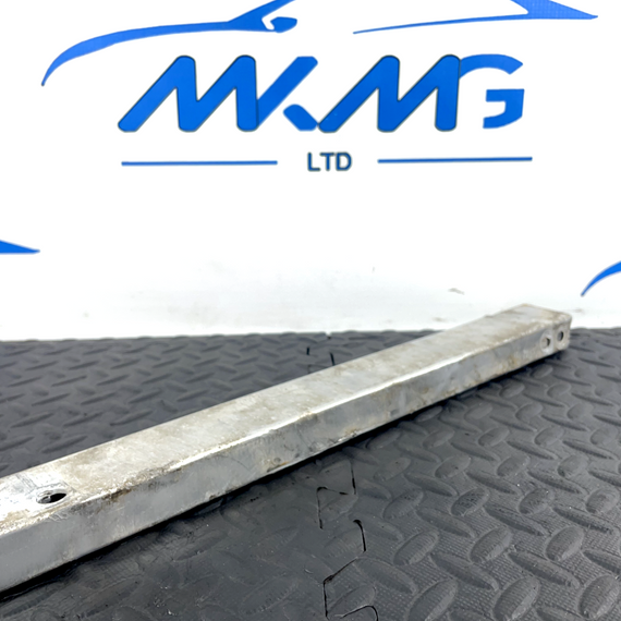 12-18 MERCEDES A B CLA  FRONT RIGHT REINFORCEMENT BRACKET A2466280229