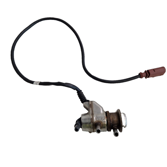 16-19 AUDI A4 B9 SPORT GENUINE OEM ADBLUE INJECTOR VALVE 6X0973802A 04L131113J