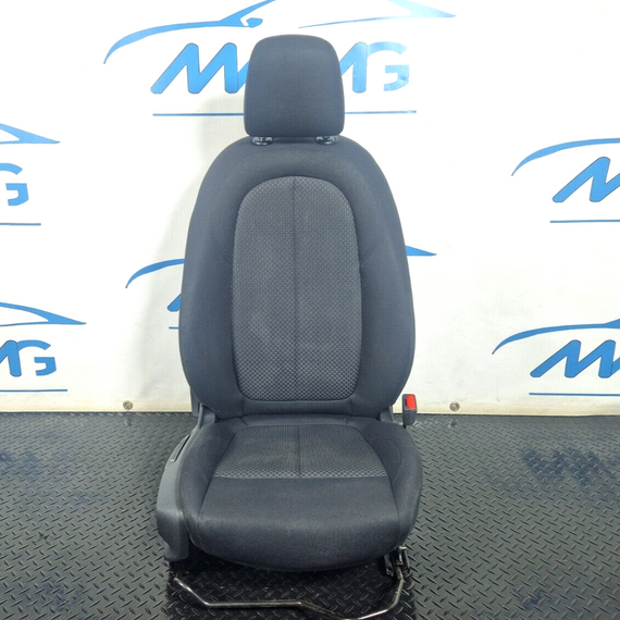 20-24 BMW 1 SERIES F40  FRONT DRIVER SIDE SEAT BLACK CLOTH