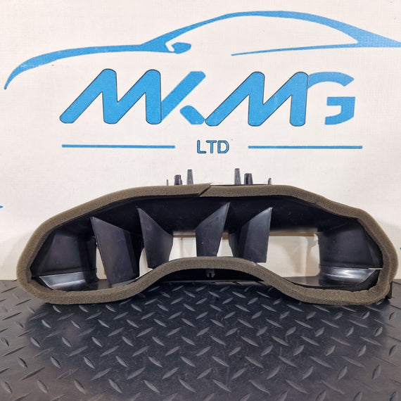 16-19 AUDI A4 B9 OEM GENUINE DASHBOARD AIR VENT DUCT TRIM 8W2858431