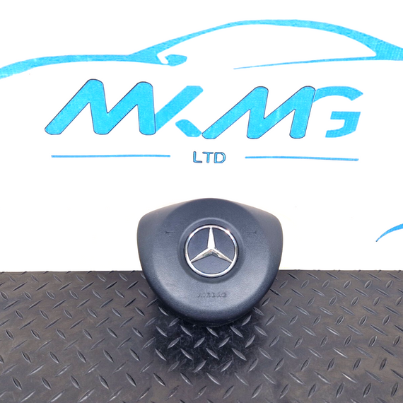 14-20 MERCEDES BENZ GLA 200 X156 GENUINE OEM STEERING WHEEL AIRBAG A0008600800
