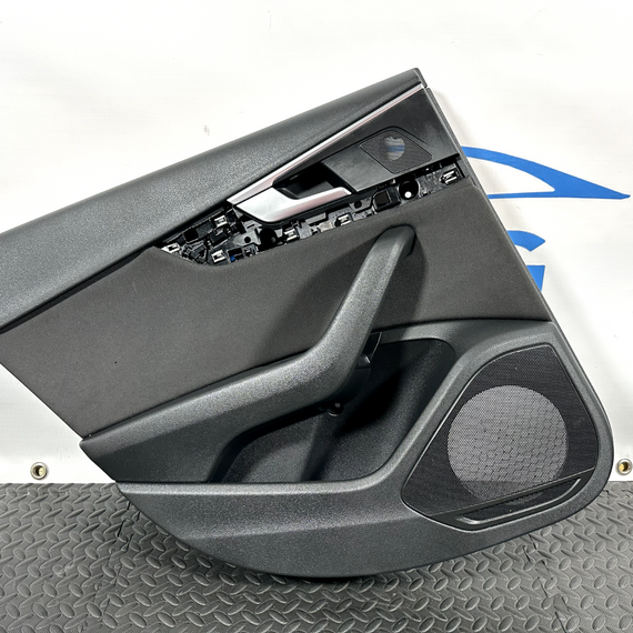 16-19 AUDI A4 B9 SALOON GENUINE REAR PASSENGER SIDE DOOR CARD PANEL 8W0868065