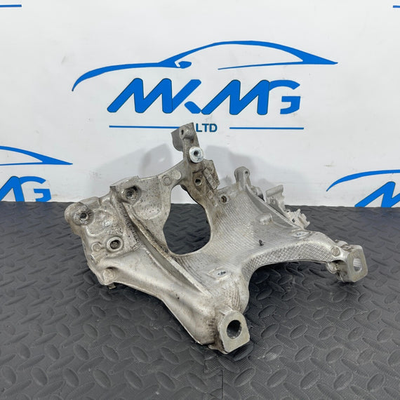 16-19 AUDI A4 B9 1.4 TFSI CVNA RIGHT SIDE PETROL ENGINE MOUNT BRACKET 8W0399296E