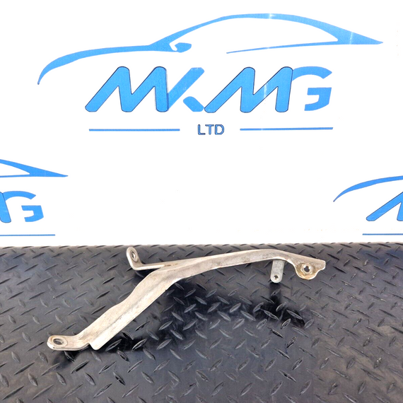 19-ON MERCEDES BENZ B CLASS W247 GENUINE OEM TURBINE MOUNT A6540960445