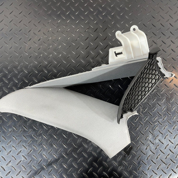 16-19 AUDI A4 B9 SALOON GENUINE REAR RIGHT C-PILLAR TRIM 8W5867288