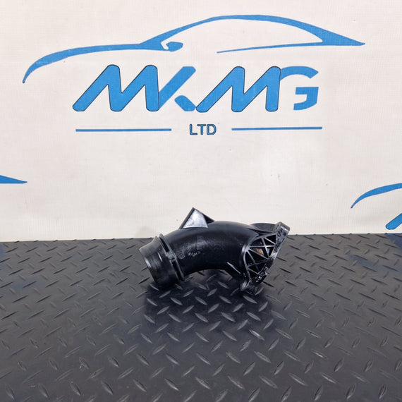 19-ON MERCEDES BENZ B CLASS W247 DIESEL AIR INTAKE PIPE A6540900044