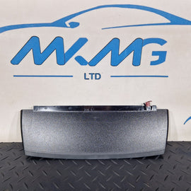 16-19 AUDI A4 B9 GENUINE OEM THIRD 3RD BRAKE LIGHT MIDDLE CENTRE TOP 8W5945097