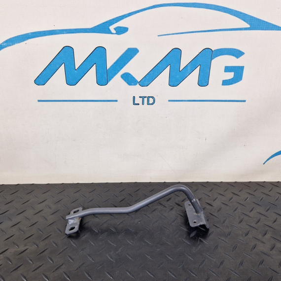 14-21 MERCEDES BENZ W205 FRONT LOCKING STRIKER SUPPORT BRACKET A2058980032