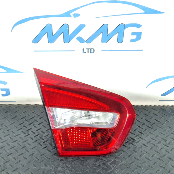14-19 MERCEDES BENZ GLA X156 OEM REAR LEFT N/S TAILGATE INNER LIGHT A1569060358