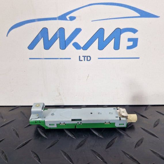 16-23 AUDI S5 COUPE GENUINE ANTENNA AMPLIFIER BOOSTER 8W6035225