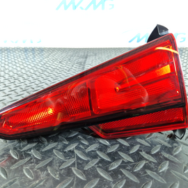 16-19 AUDI A4 B9 GENUINE REAR RIGHT O/S/R INNER TAILGATE LIGHT 8W5945076A
