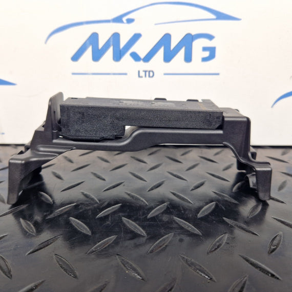 16-19 AUDI A4 B9 GENUINE KEYLESS ENTRY ANTENA MODULE 4M0907247A