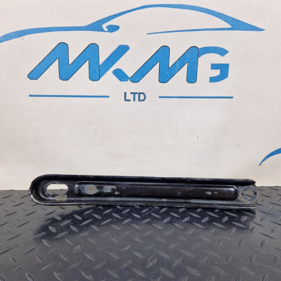 14-21 MERCEDES BENZ C200d W205 FRONT AXLE CARRIER BRACING BRACKET A2056282000