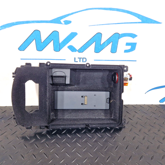 10-18 AUDI A7 4G S-LINE CENTRE CONSOLE STORAGE TRAY MEDIA INTERFACE 4G0864981C