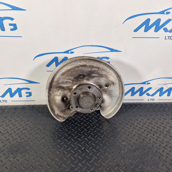 16-19 AUDI A4 B9 O/S/R REAR RIGHT WHEEL HUB & BEARING 8W0505436T 8K0501611D