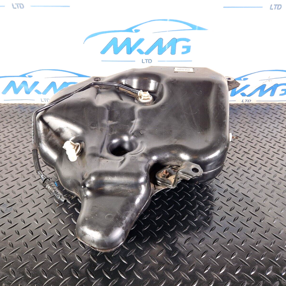 12-18 AUDI A6 C7 OEM GENUINE SALOON AD BLUE TANK 4G0131877