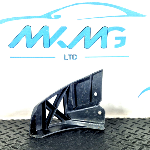 11-19 MERCEDES BENZ ML W166 REAR BUMPER RIGHT MOUNT BRACKET A1668850624