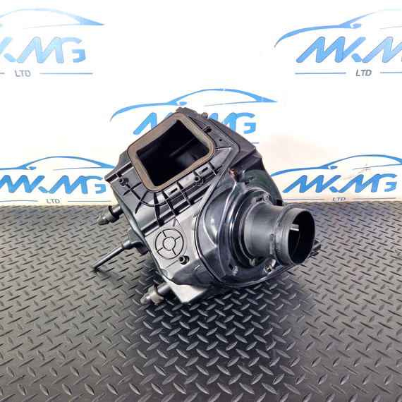 16-19 AUDI A4 AVANT B9 S-LINE OEM AIR FILTER BOX 8W0133835F