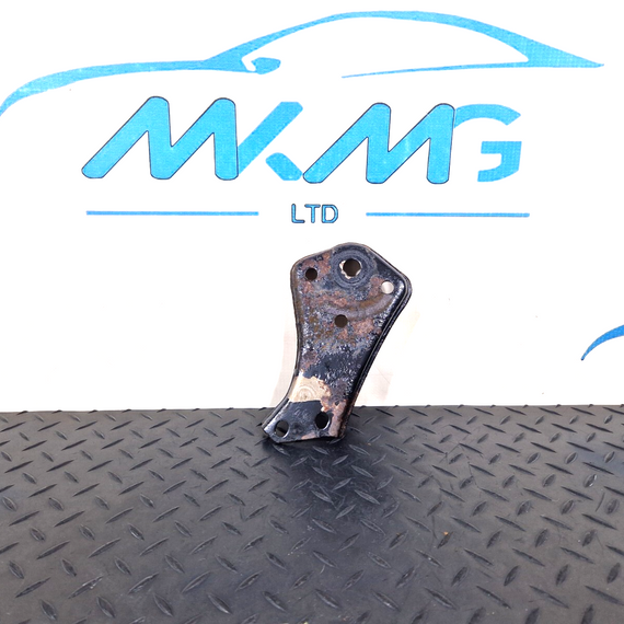 14-21 MERCEDES-BENZ C250D W205 REAR SUBFRAME RIGHT SIDE STOP PLATE A2053520800