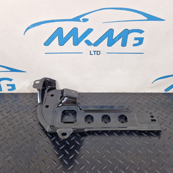 14-21 MERCEDES BENZ W205 OEM BOOT TRUNK FLOOR RIGHT SUPPORT BRACKET A2056100002