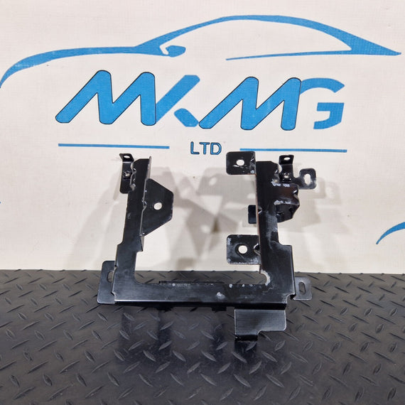 14-23 MERCEDES BENZ VITO W447 OEM ENGINE CONTROL UNIT HOLDER BRACKET A4475400040