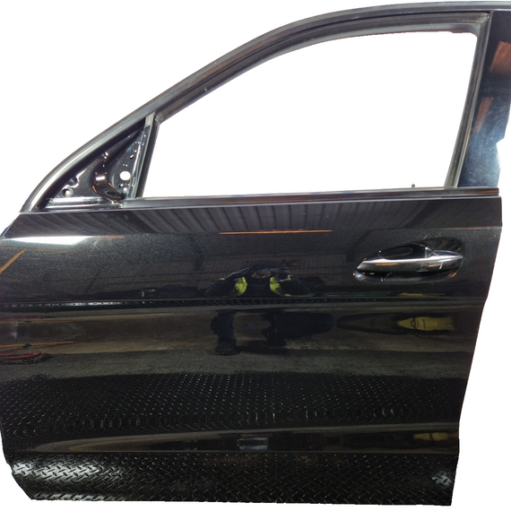 16-19 MERCEDES BENZ GLE W166 FRONT LEFT N/S COMPLETE DOOR IN BLACK 197