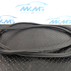 16-20 AUDI Q7 4M GENUINE REAR LEFT N/S/R TAILGATE BOOT LID SEAL RUBBER 4M0827705