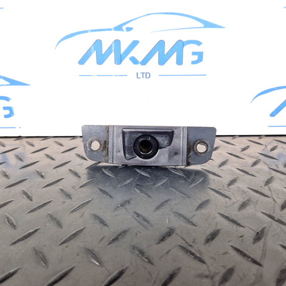 14-23 MERCEDES BENZ VITO W447 OEM RIGHT LOWER SLIDING DOOR STOP A6397660862