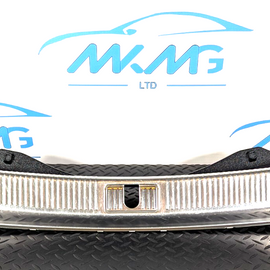 10-17 AUDI A8 4H REAR BOOT CHROME LOADING COVER PANEL TRIM 4H0863471